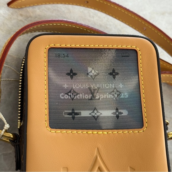 Louis Vuitton Music Player Wearable Wallet with Crossbody Strap Monogram - Picture 4 of 11